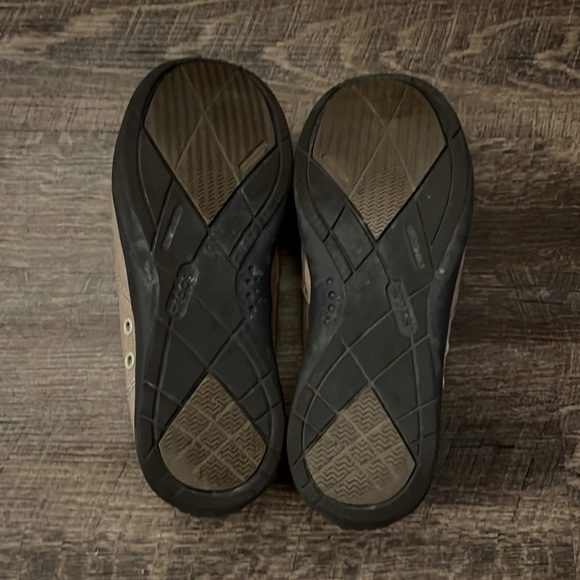 Crocs Canvas Loafers men’s size 9 - Picture 8 of 10